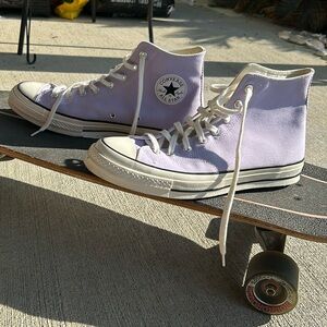 Like New Converse All Star shoes💜